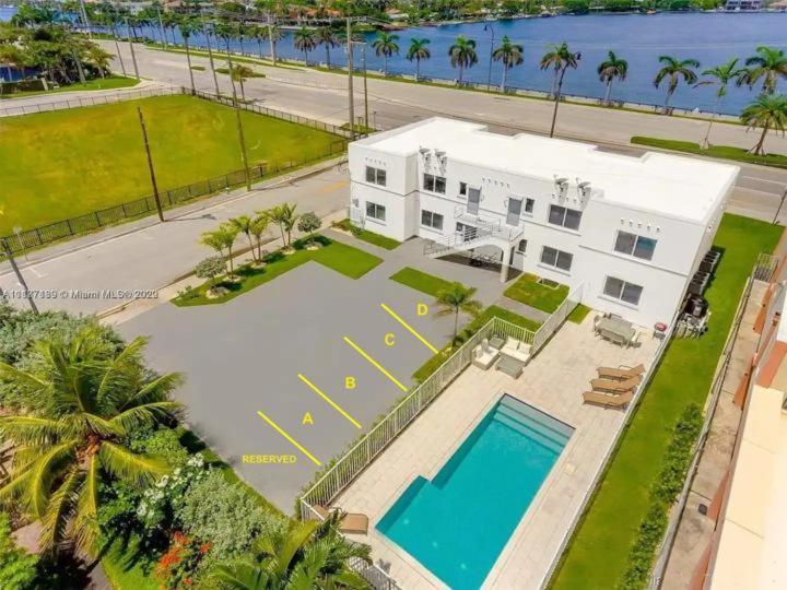 Free Parking, Bay View, Pool, Step To Beach Холивуд Екстериор снимка