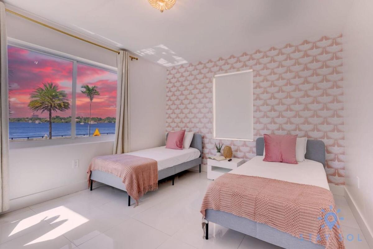 Free Parking, Bay View, Pool, Step To Beach Холивуд Екстериор снимка