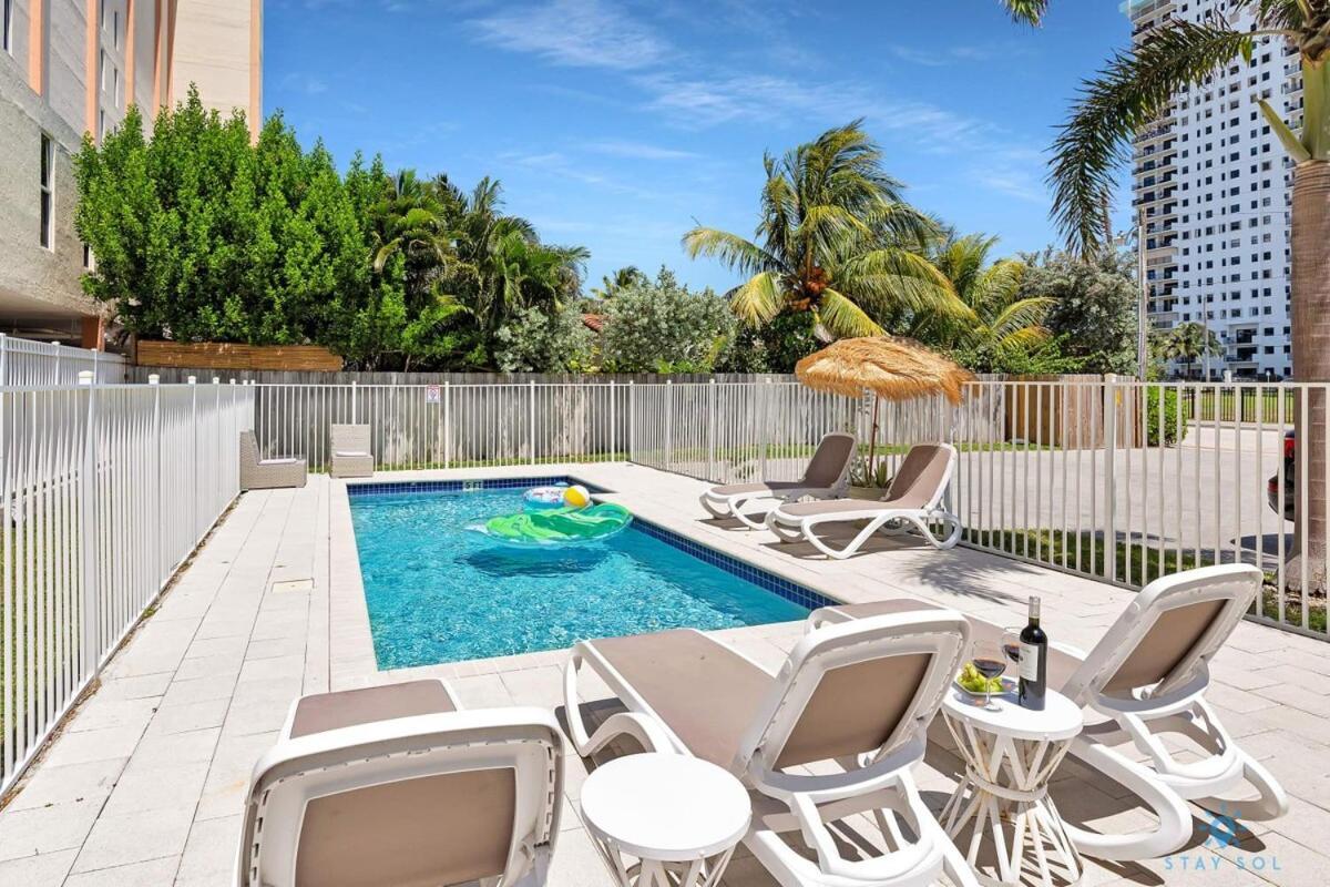 Free Parking, Bay View, Pool, Step To Beach Холивуд Екстериор снимка